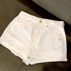 Free People Distressed Button Fly Lasso Short in White Size 32